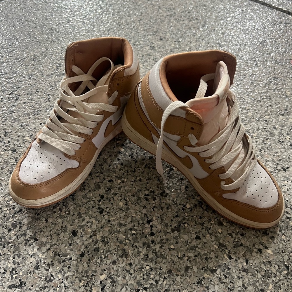 Nike Tan and White High-Top Sneakers